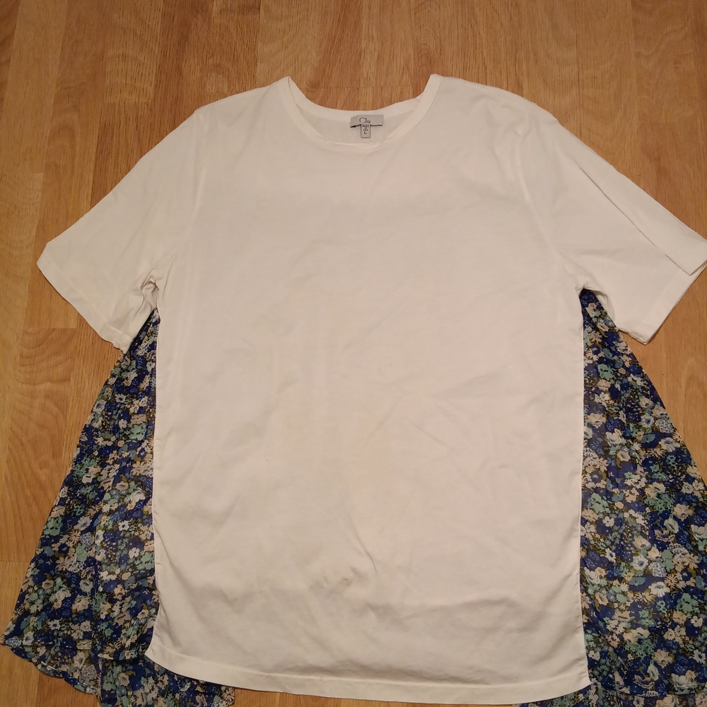 Clu/ White Floral Women's Blouse/ Size L